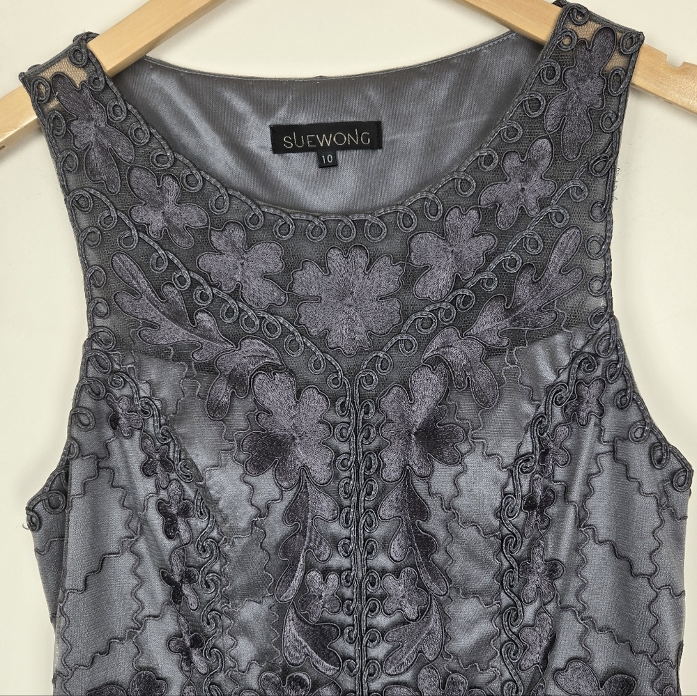 SUE WONG Sleeveless Embroidered Tulle Dress - Picture 4 of 9